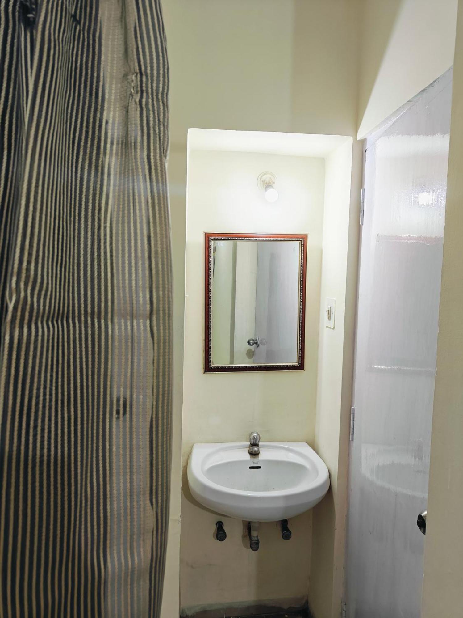 Ava Homestay Indore Room photo